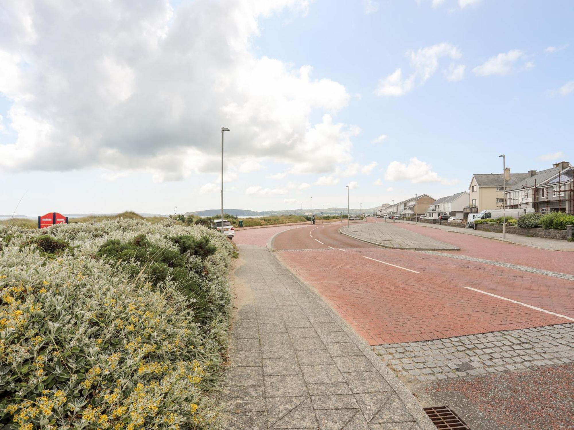 Villa 7 Min Y Traeth à Pwllheli Extérieur photo